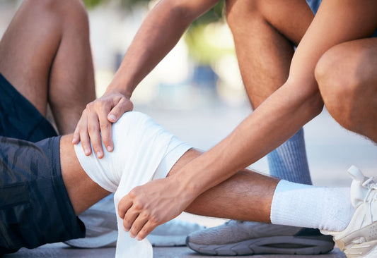 Pre & Post-Workout Knee Care: The Athlete's Protocol