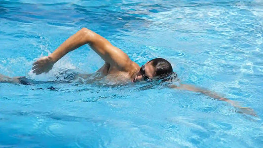 Swimming for Knee Pain Relief: What to Know Before You Dive In